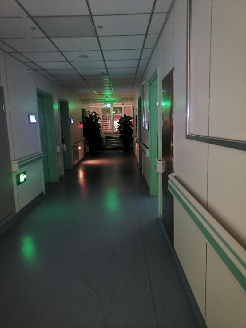 星云24小时医保取现回收：深夜里的救命稻草